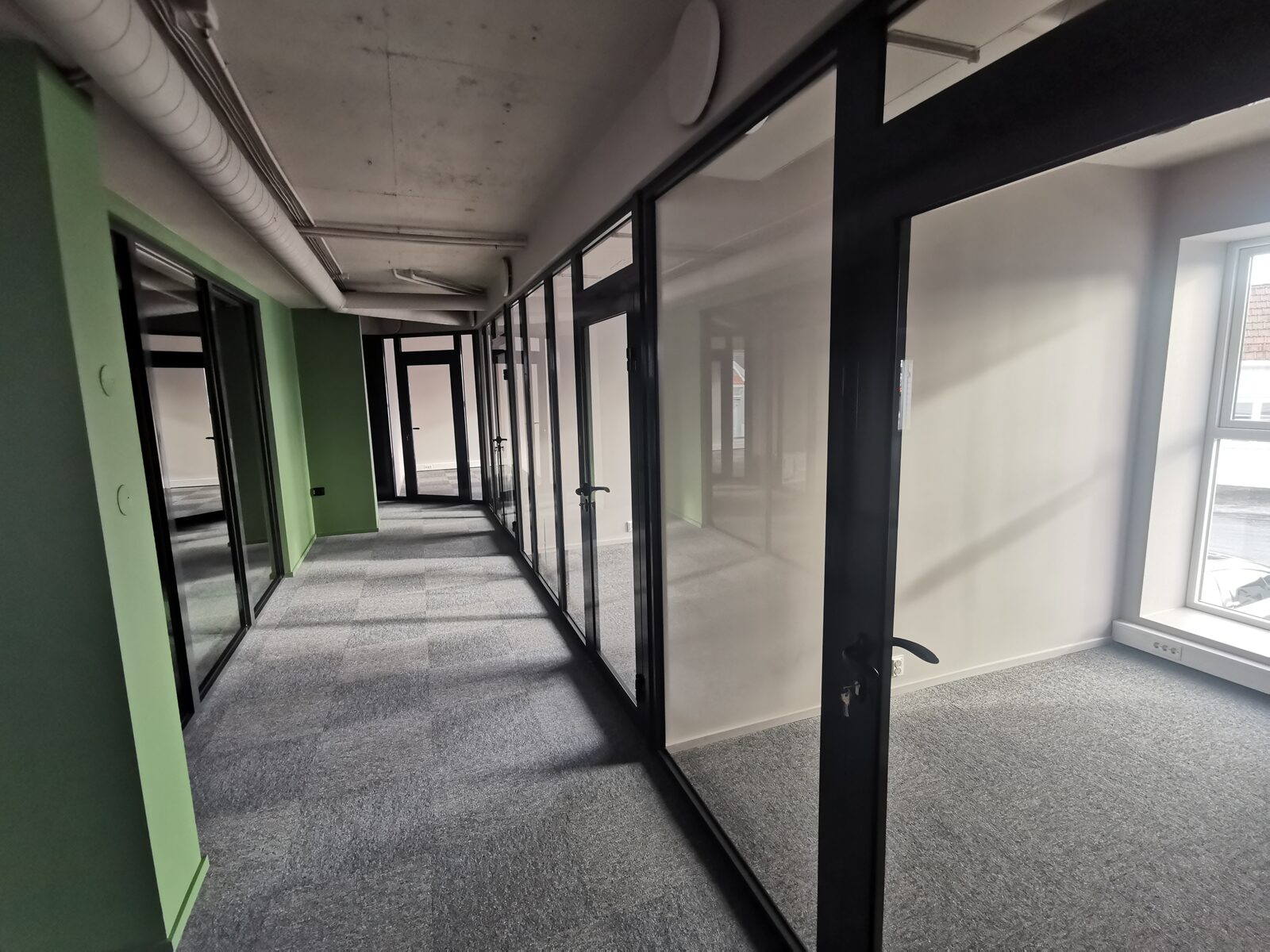 aluminium skillevegger 6